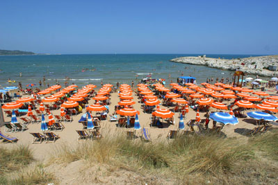 La spiaggia convenzionata con il Residence